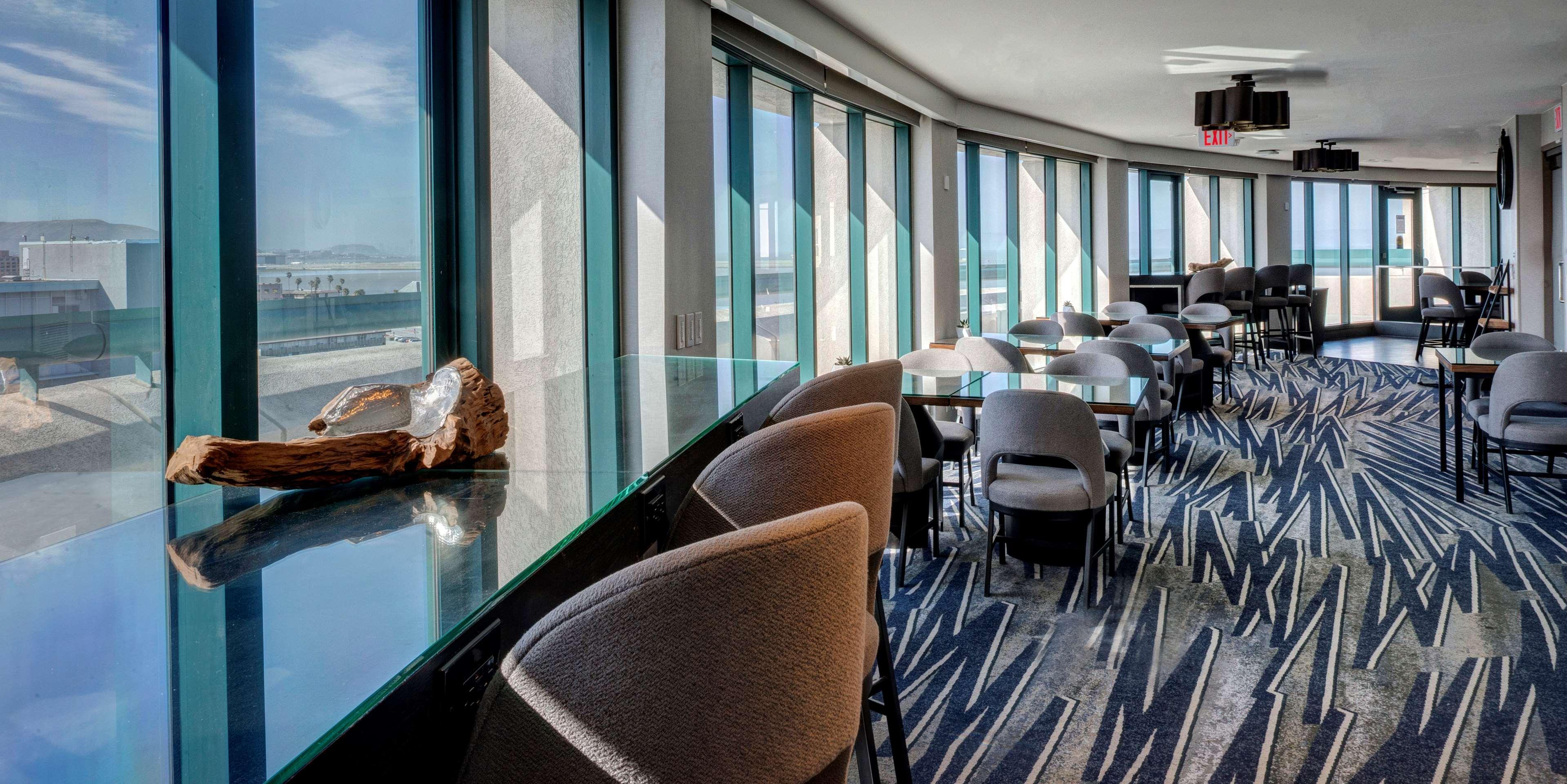Отель Hyatt Regency San Francisco Airport Берлингейм Экстерьер фото