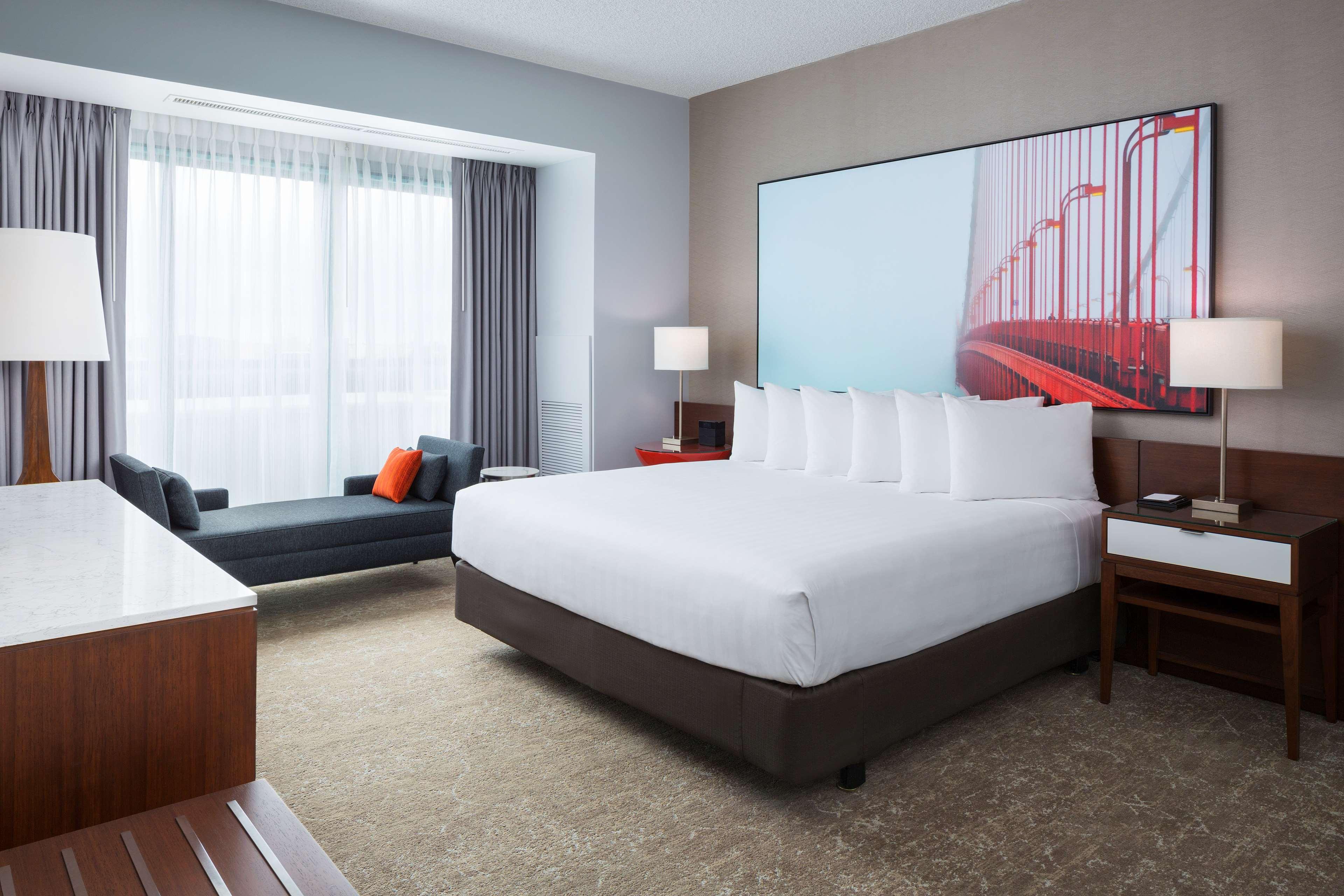 Отель Hyatt Regency San Francisco Airport Берлингейм Экстерьер фото