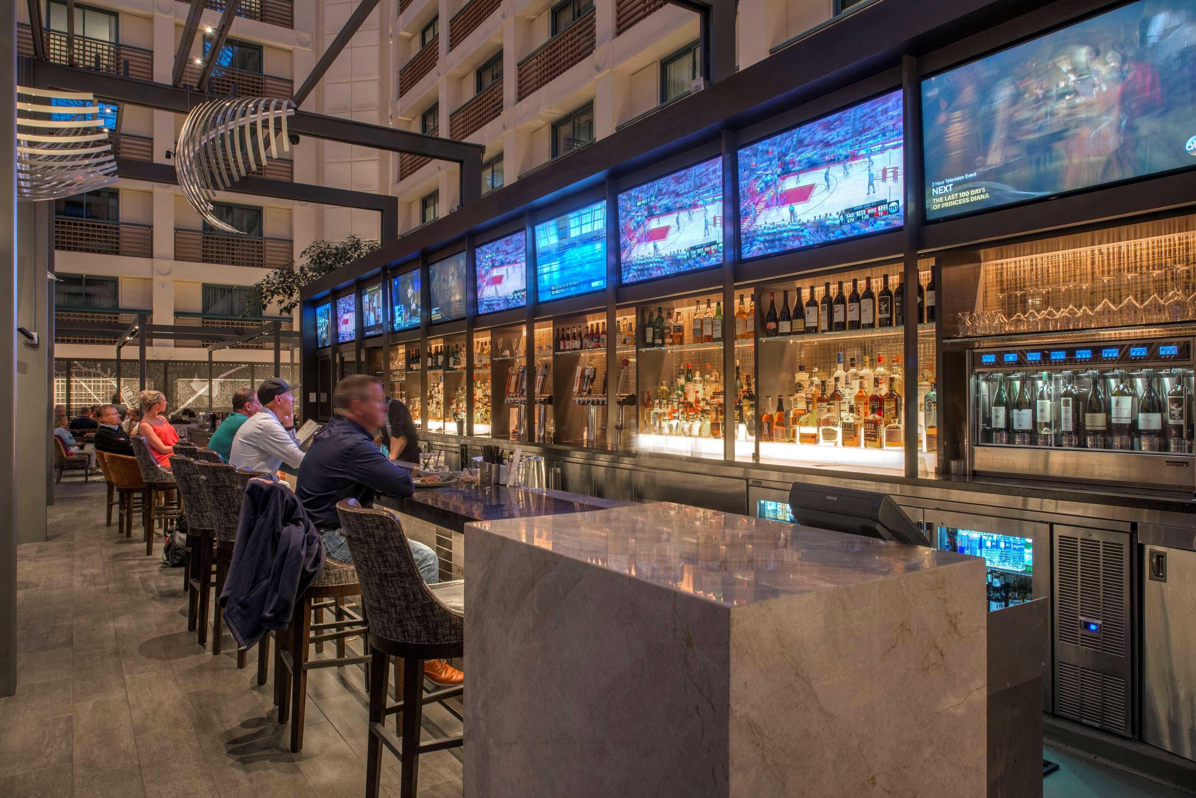 Отель Hyatt Regency San Francisco Airport Берлингейм Экстерьер фото